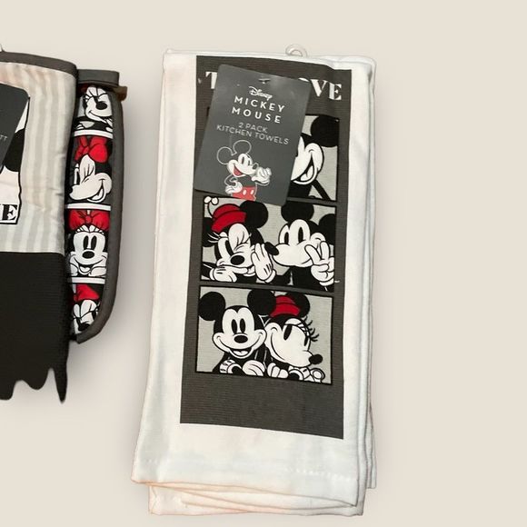Set of kitchen towels and mettins Disney Minnie Mouse - Picture 2 of 5